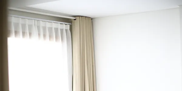 Jak zamontować osłonę karnisza - proste kroki, które musisz znać