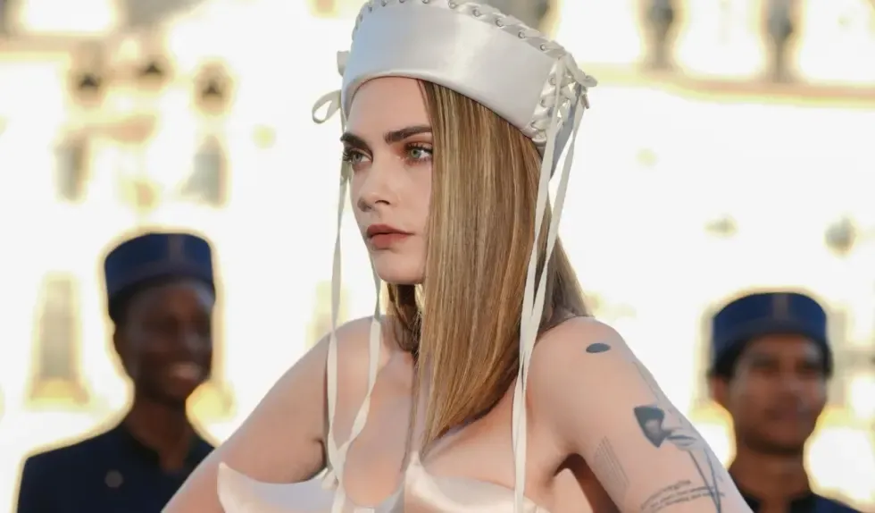 Cara Delevingne plakaty: Najpiękniejsze dekoracje ścienne 2025