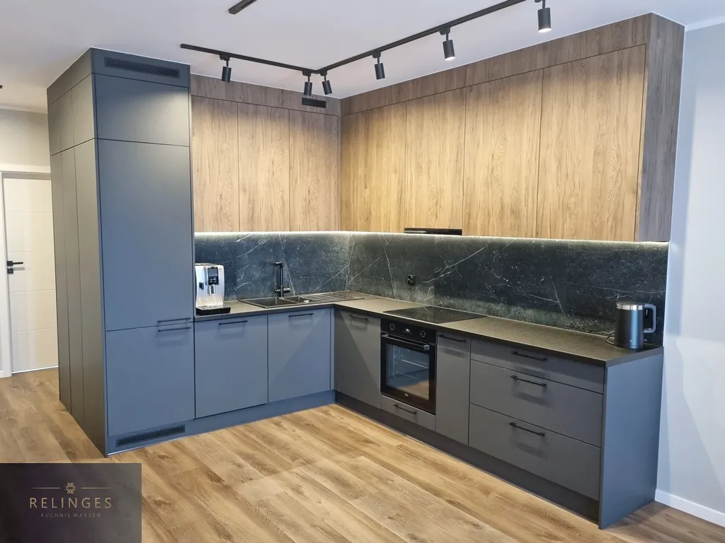 Jak zrobić ściany w kuchni? Wybierz materiał marzeń na lata!