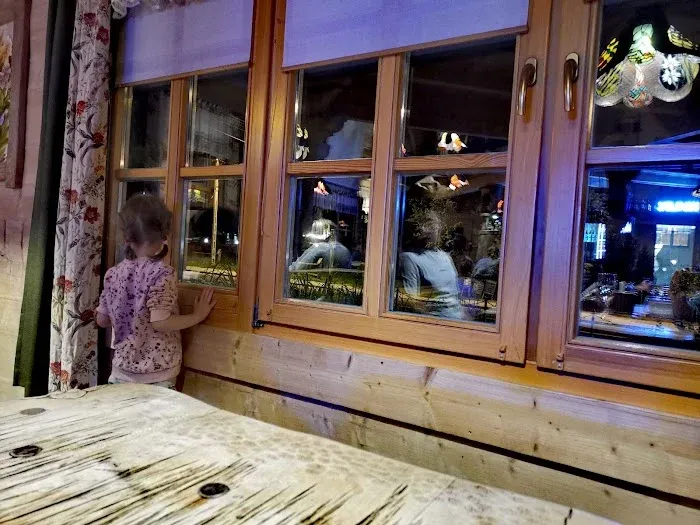 Gdzie zjeść w Białce Tatrzańskiej? Najlepsze restauracje na miejscu