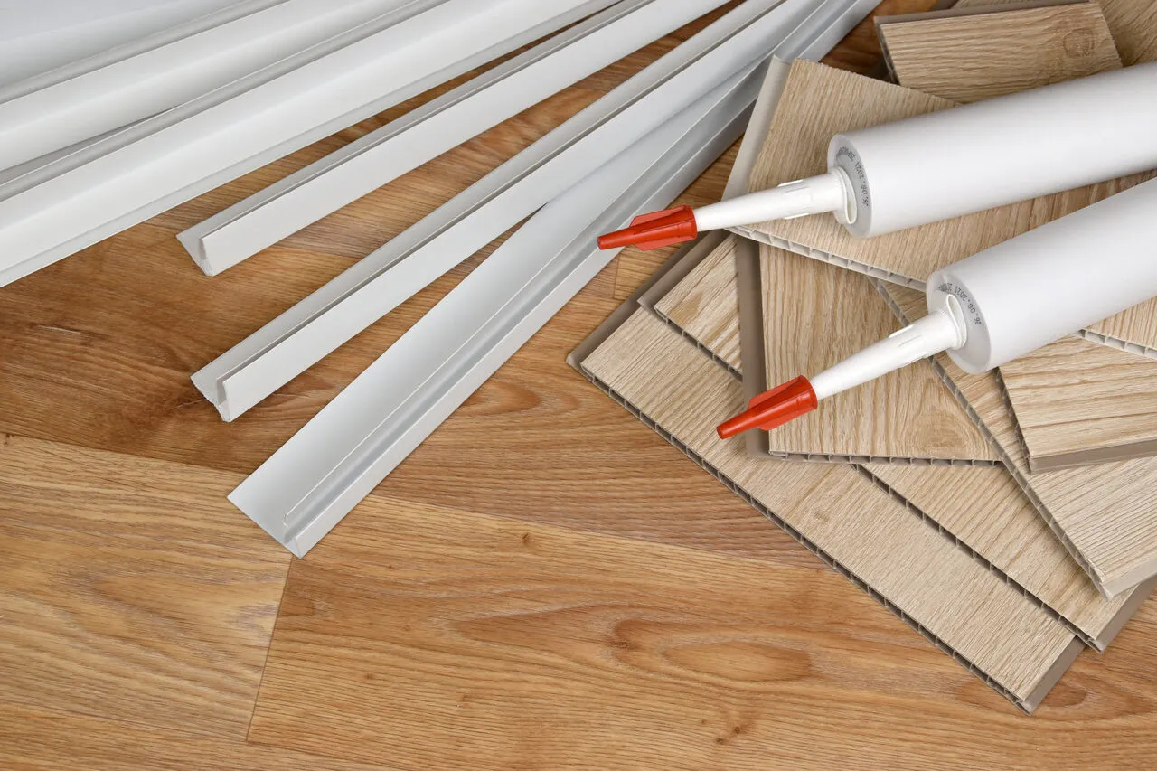 Jak dociąć listwy w narożnikach wewnętrznych bez błędów i frustracji