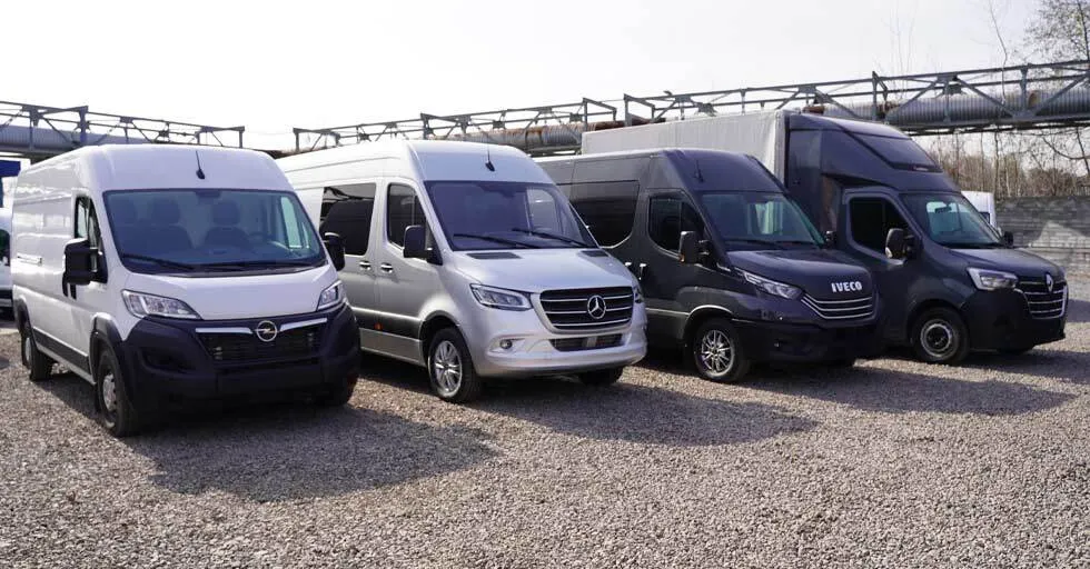 Najmniej awaryjne busy osobowe – które modele są najbardziej niezawodne?