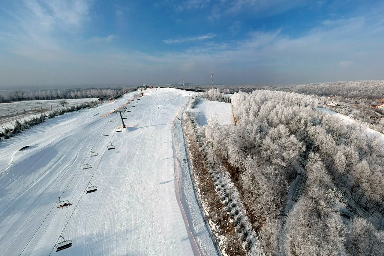 Stoki narciarskie w Świętokrzyskiem: najlepsze miejsca i aktualne warunki