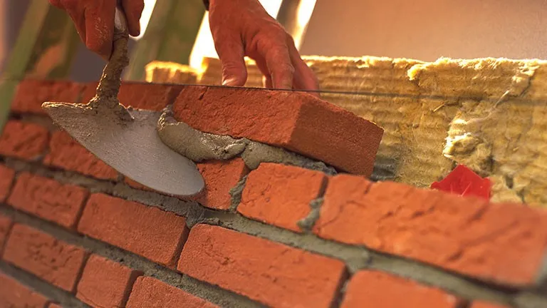 Jaka zaprawa do klinkieru – wybór, właściwości i zastosowanie zaprawy