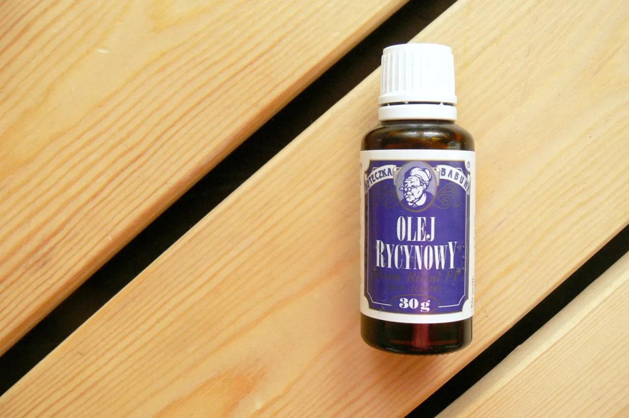Na co jest dobry olejek rycynowy? Odkryj jego niezwykłe właściwości