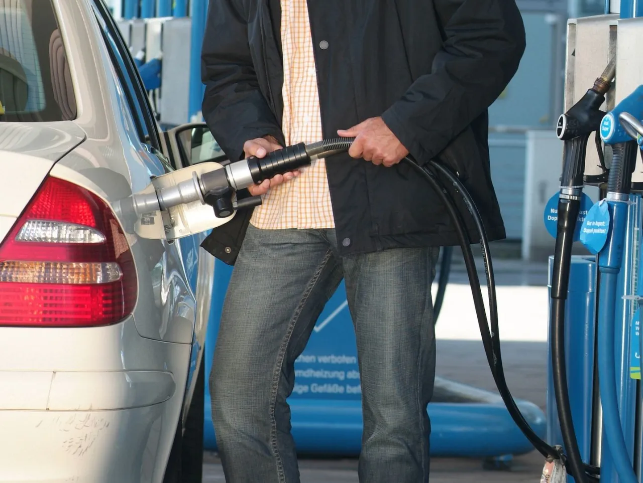 Jak tankować CNG - proste kroki, by uniknąć problemów z paliwem Jak tankować CNG - proste kroki, by uniknąć problemów z paliwem