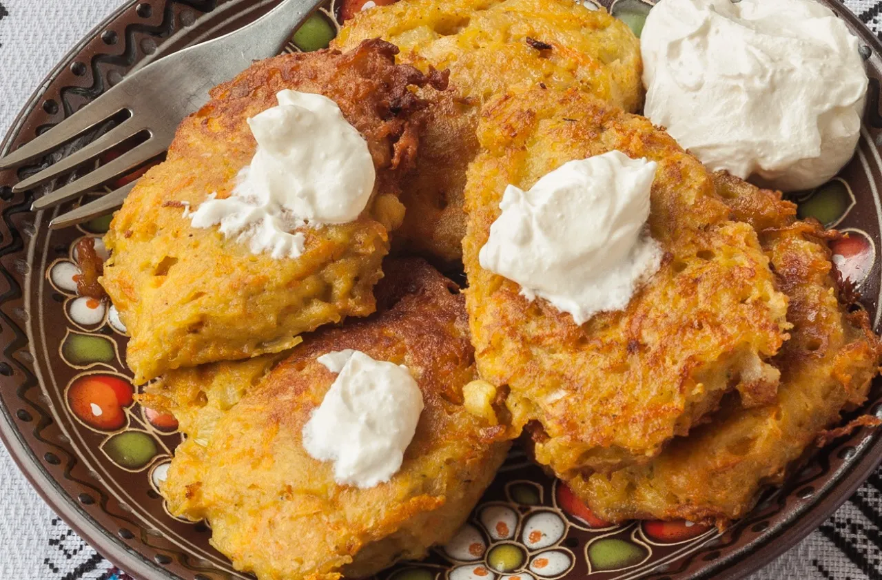 Placki z dyni jak ziemniaczane – zdrowa alternatywa pełna smaku