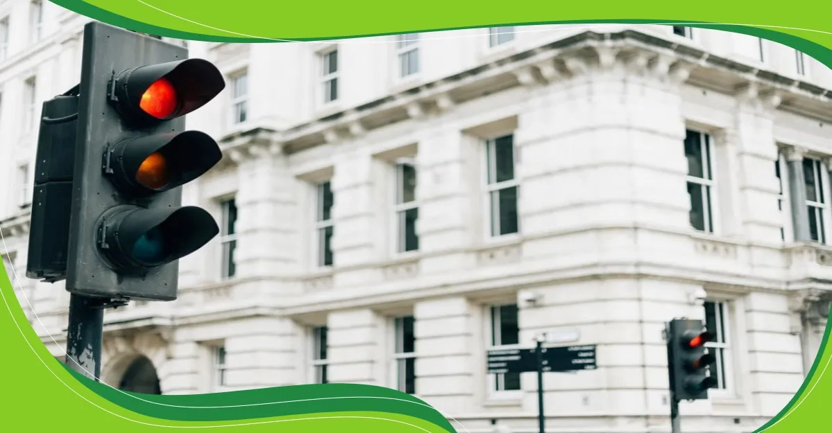 Jaki mandat za czerwone światło? Sprawdź, ile możesz stracić