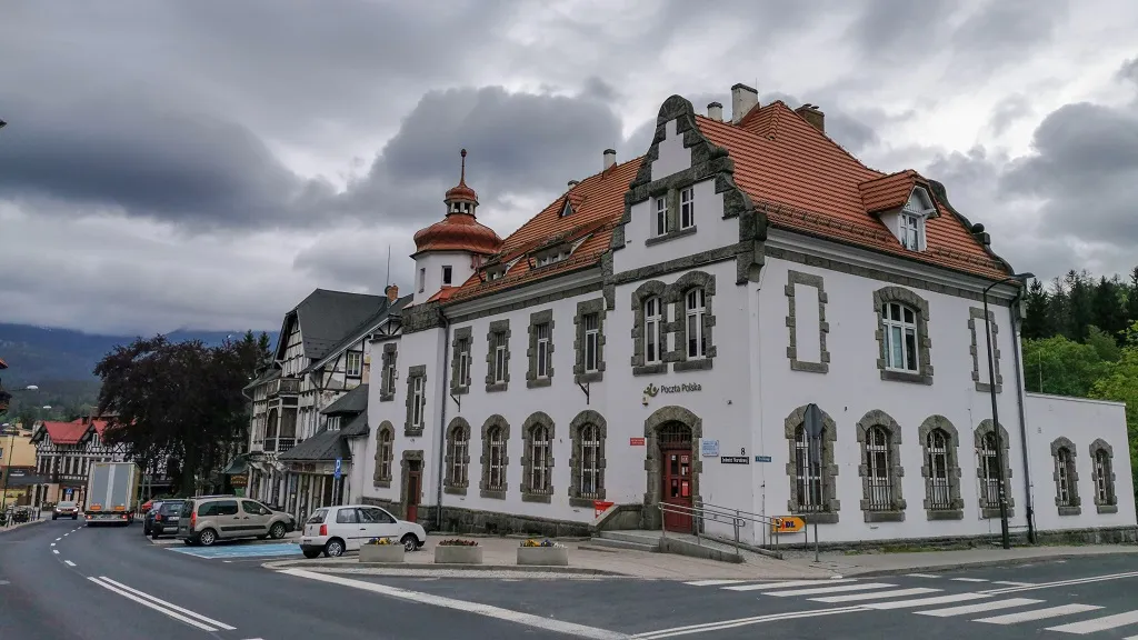 Atrakcje Szklarska: Odkryj niezwykłe miejsca, które musisz zobaczyć Atrakcje Szklarska: Odkryj niezwykłe miejsca, które musisz zobaczyć