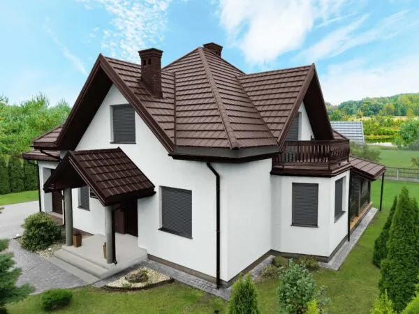 Jaka elewacja do brązowego dachu - idealne kolory i harmonijne zestawienia