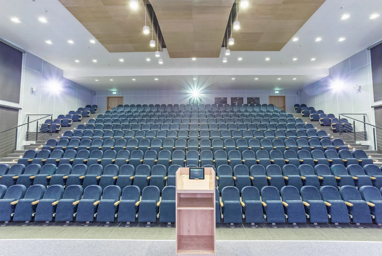 Jak wykorzystać filmy instruktażowe z Vider do nauki przed egzaminem na prawo jazdy