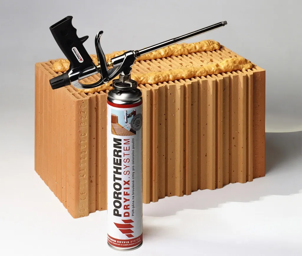 Jaką zaprawę do murowania porothermu wybrać, aby uniknąć błędów?
