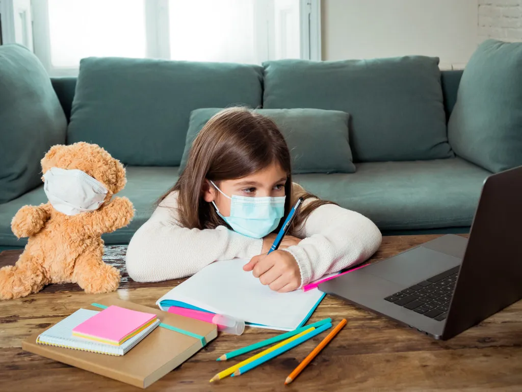 Nauczanie zdalne: Czy powróci? Najnowsze informacje i decyzje