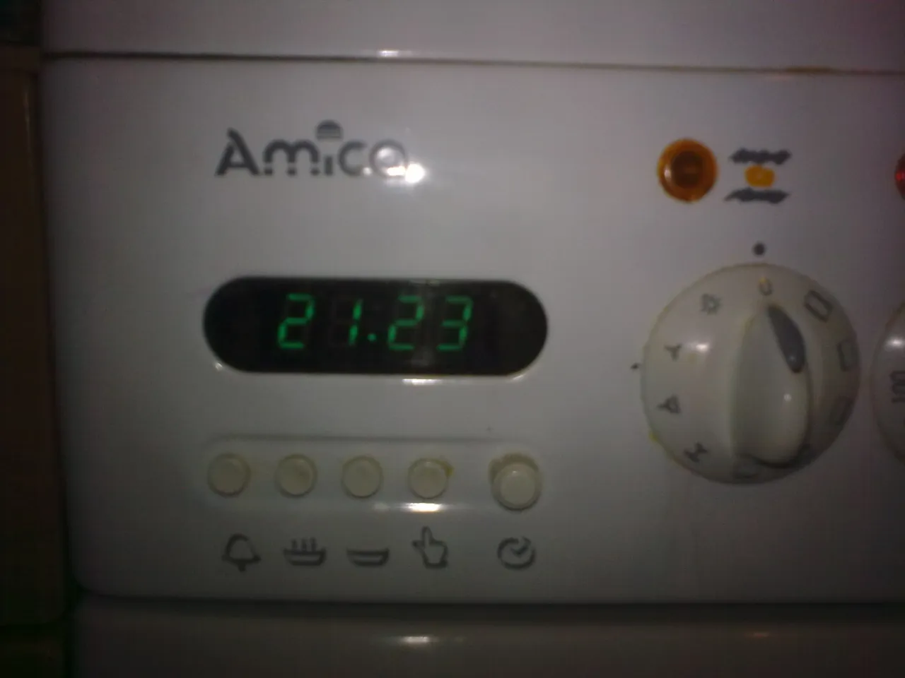 Jak ustawić godzinę na piekarniku Amica - proste kroki z instrukcją