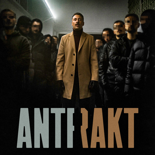 Antrakt • Cały album • Wszystkie utwory • Wykonawca