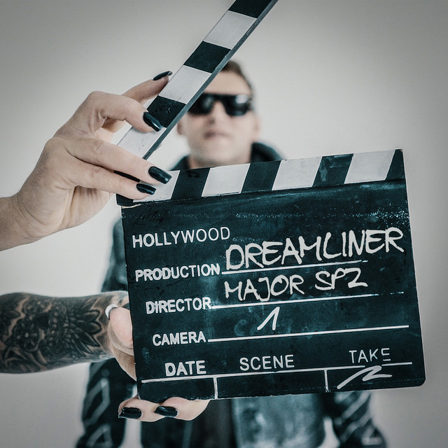 Dreamliner • Cały album • Wszystkie utwory • Wykonawca