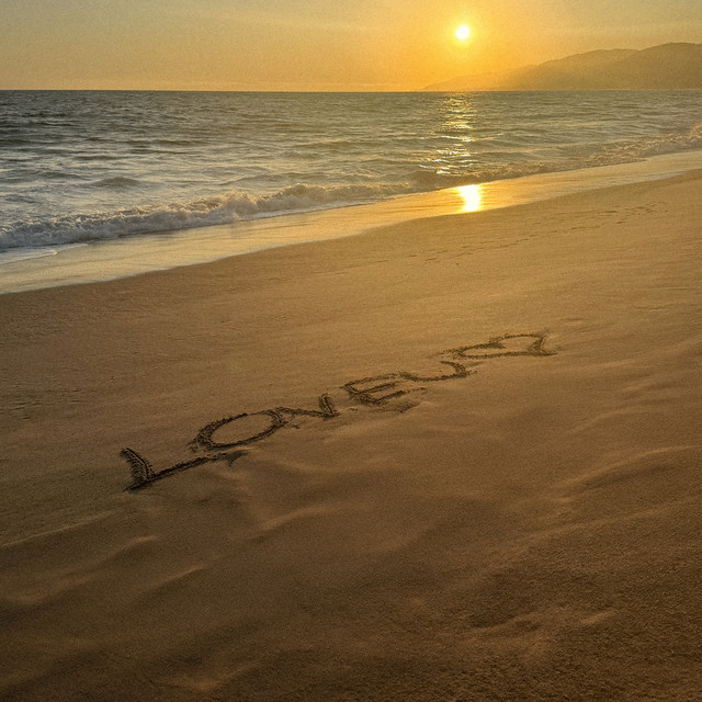 L.O.V.E.U (feat. hannah bahng) • Cały album • Wszystkie utwory • Wykonawca