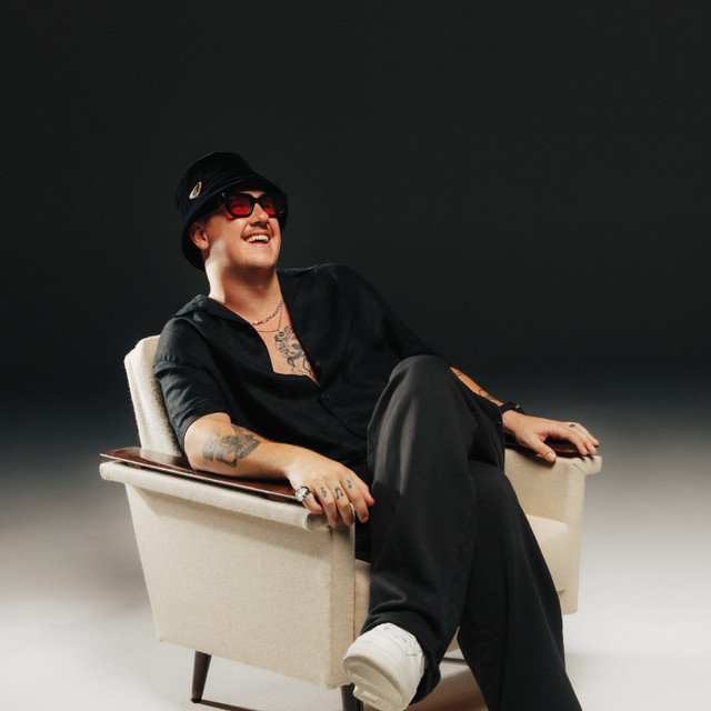 Cyril • Albumy • Piosenki • Życiorys