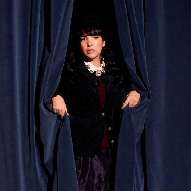 Indila • Albumy • Piosenki • Życiorys