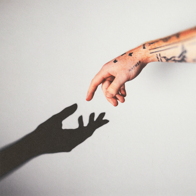 Chasing Shadows • Cały album • Wszystkie utwory • Wykonawca