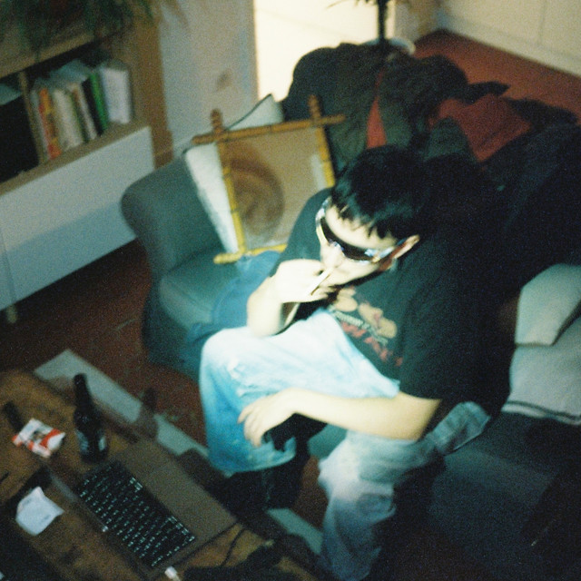 just want u to feel something • Cały album • Wszystkie utwory • Wykonawca