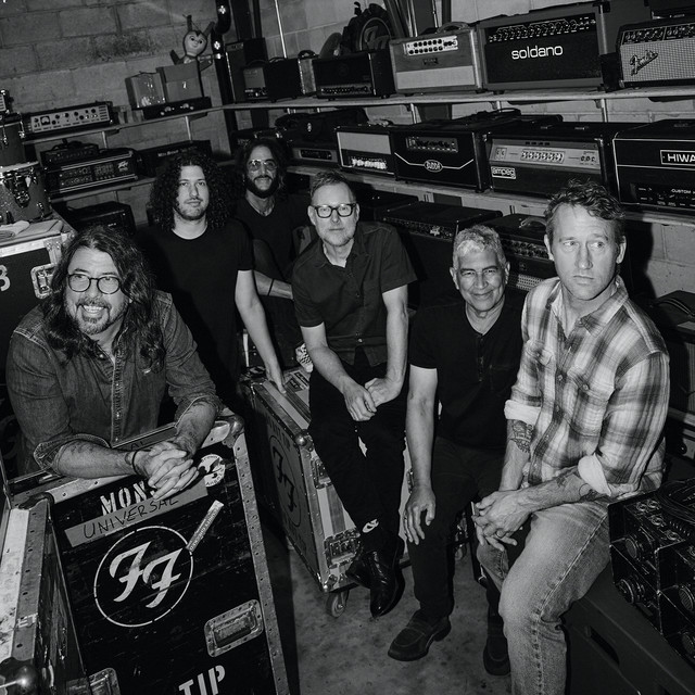 Foo Fighters • Albumy • Piosenki • Życiorys