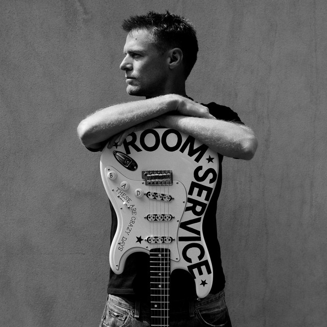 Room Service • Cały album • Wszystkie utwory • Wykonawca