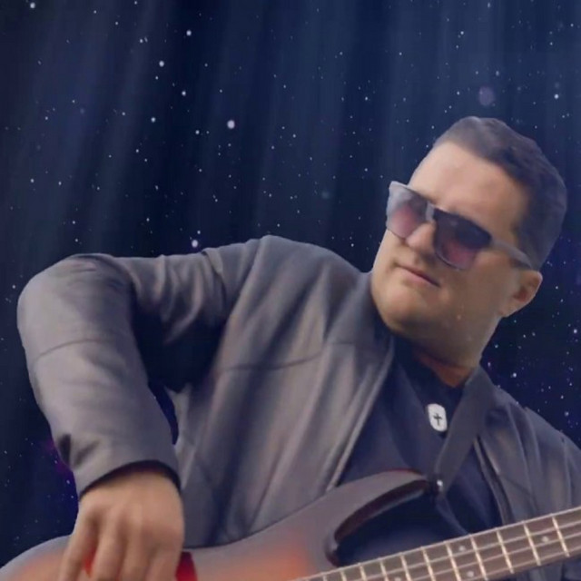 Jest pięknie tak • Cały album • Wszystkie utwory • Wykonawca