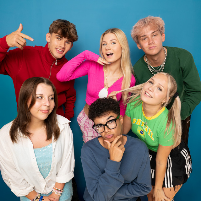 WIEWIÓRKI • Cały album • Wszystkie utwory • Wykonawca