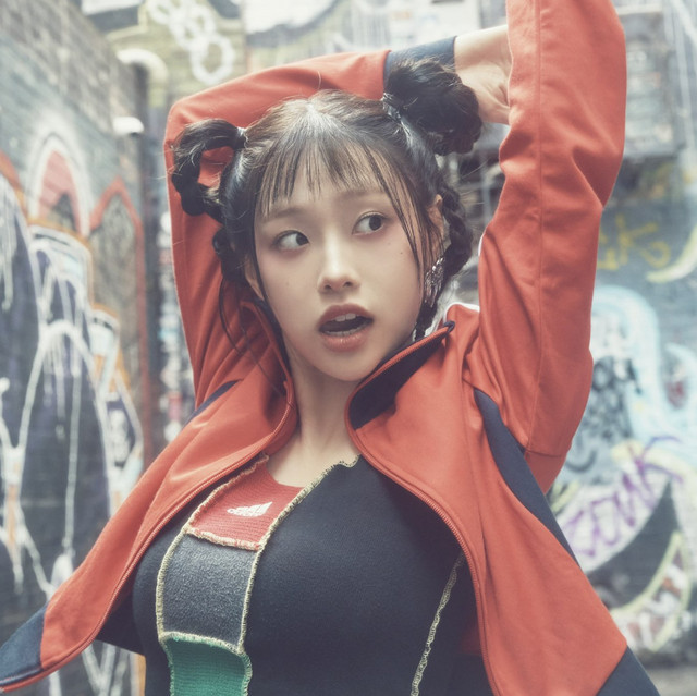 Chuu • Dyskografia • Życiorys • Utwory