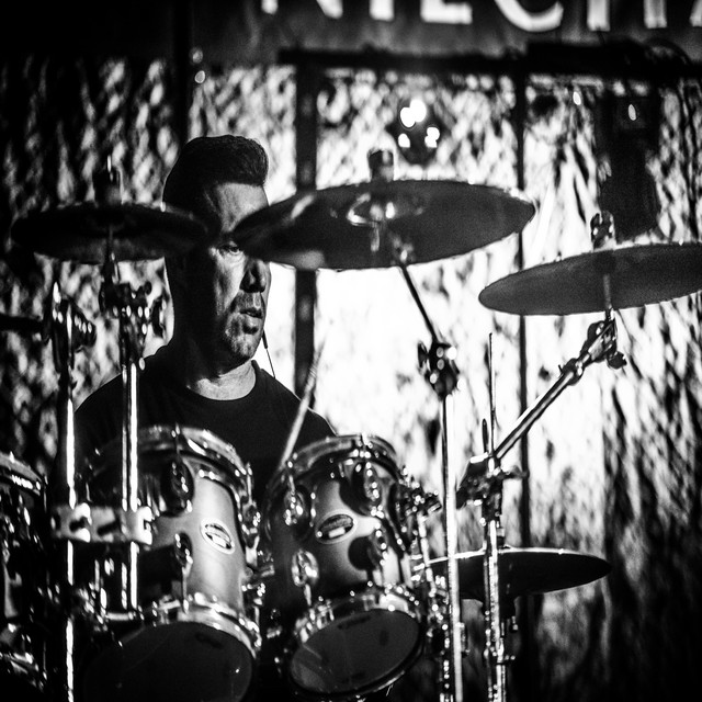 NÓŻKA CHODZI SAMA • Cały album • Wszystkie utwory • Wykonawca