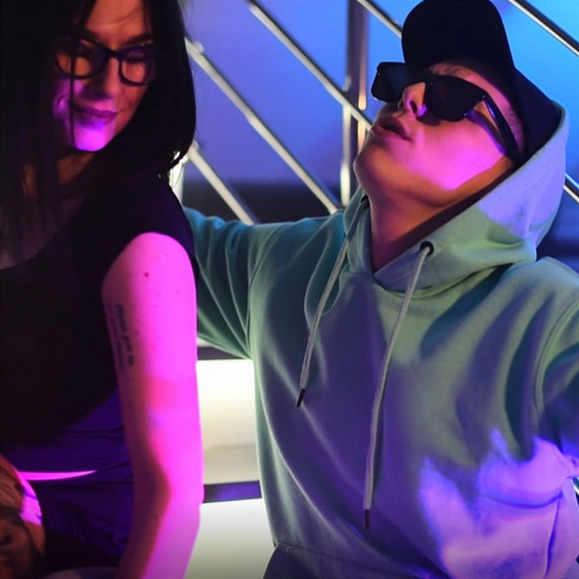 Beztroski Kieliszek • Cały album • Wszystkie utwory • Wykonawca