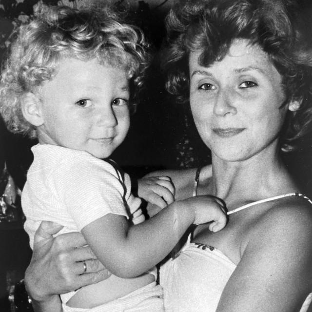 Dobra Czarodziejka • Cały album • Wszystkie utwory • Wykonawca