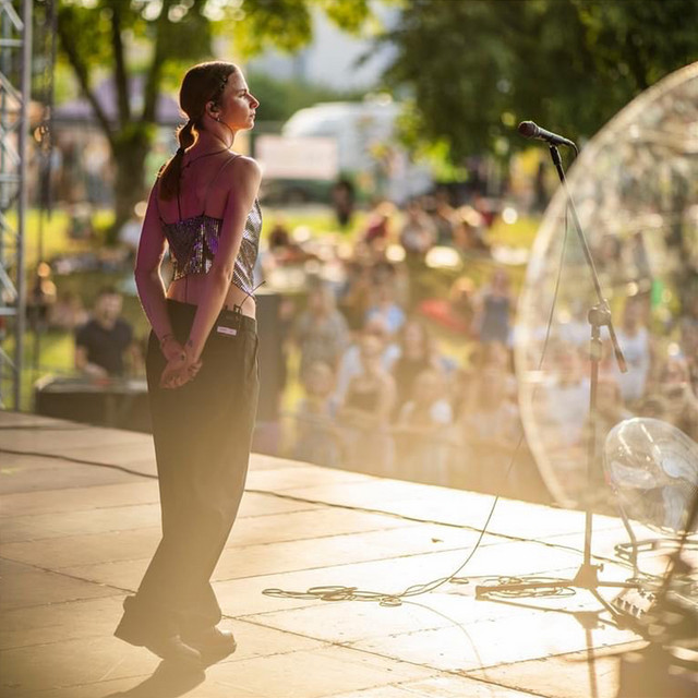 Szukaj mnie (Live) • Cały album • Wszystkie utwory • Wykonawca