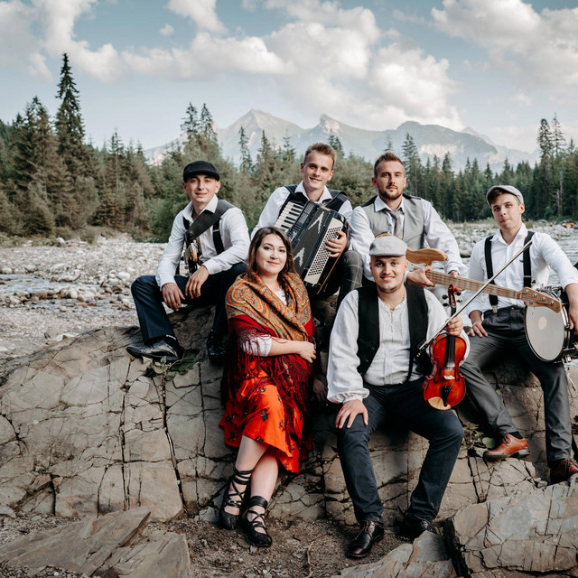 Ulotne chwile • Cały album • Wszystkie utwory • Wykonawca