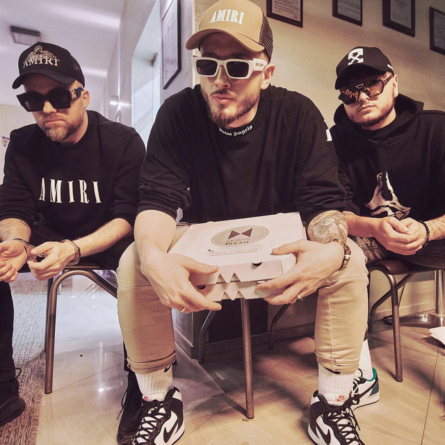 Dawaj tu byku na melanż • Cały album • Wszystkie utwory • Wykonawca