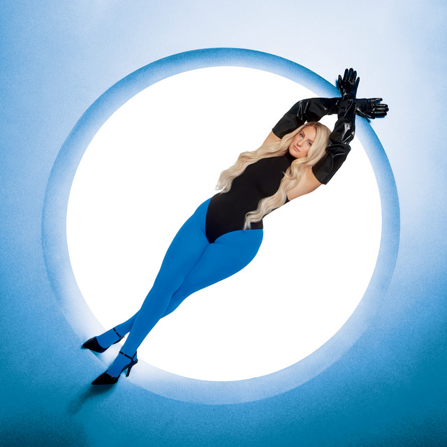 To The Moon (Remixes) • Cały album • Wszystkie utwory • Wykonawca