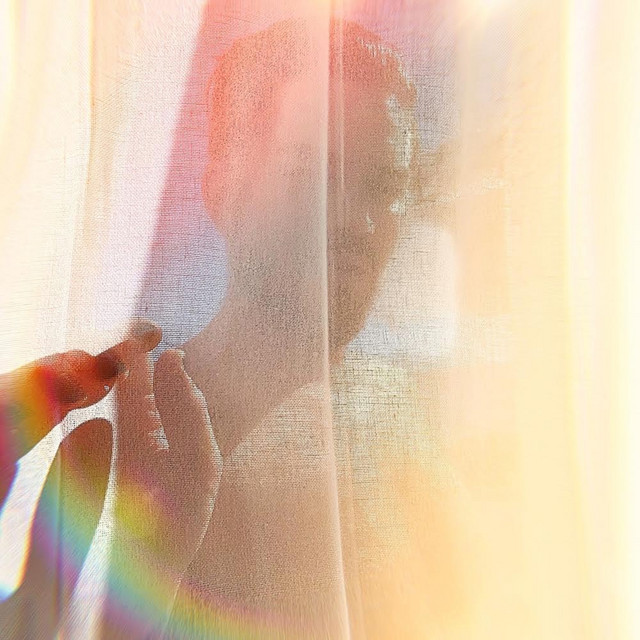 Feel Something • Cały album • Wszystkie utwory • Wykonawca