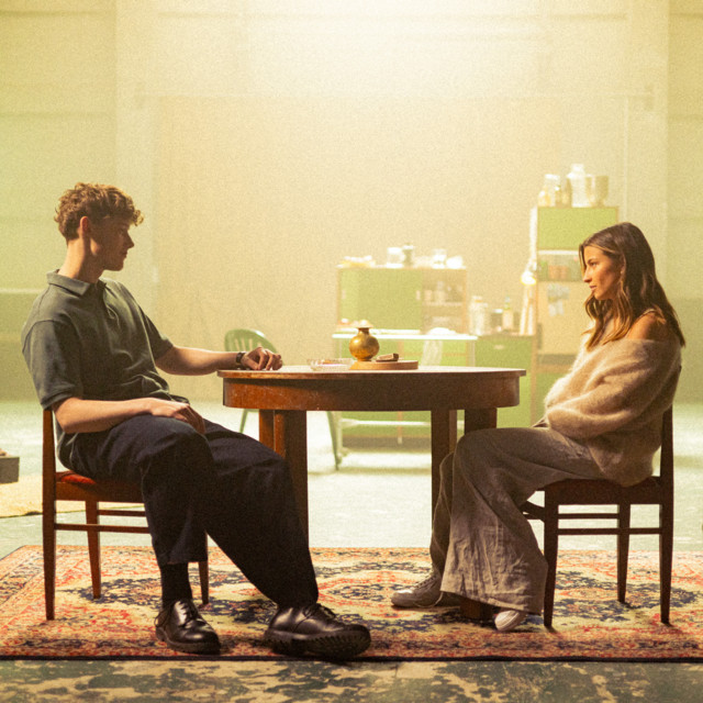 Nie całuj • Cały album • Wszystkie utwory • Wykonawca