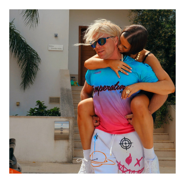 Daj mi jedno słowo • Cały album • Wszystkie utwory • Wykonawca