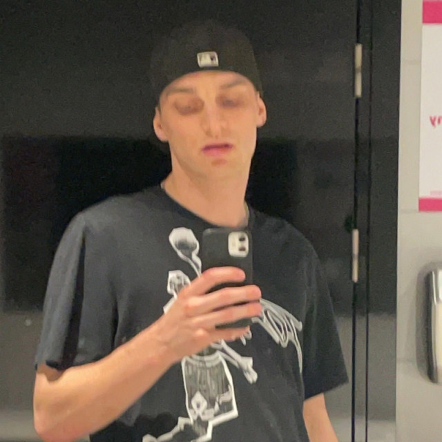 GIBONY HURTEM • Cały album • Wszystkie utwory • Wykonawca