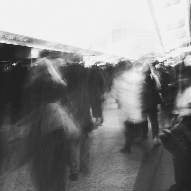 It Begins • Cały album • Wszystkie utwory • Wykonawca