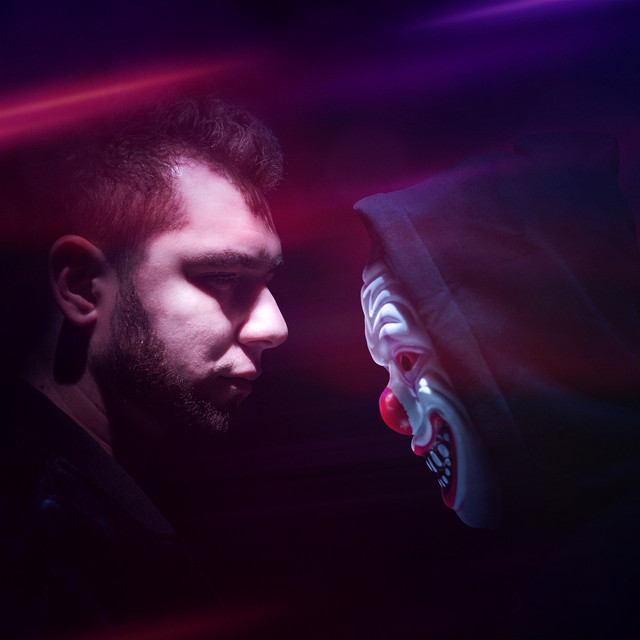 Prosto w twarz • Cały album • Wszystkie utwory • Wykonawca