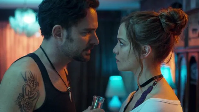 Tajemnica Kto Zabił Sarę: Mroczna Historia Obsady, Która Wstrząśnie Twoją Wyobraźnią