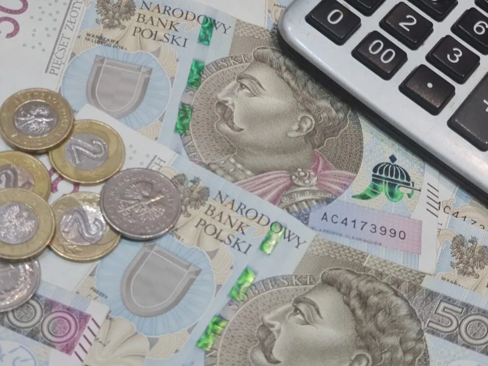 Oprocentowanie lokat: aktualne stawki i porównanie ofert banków