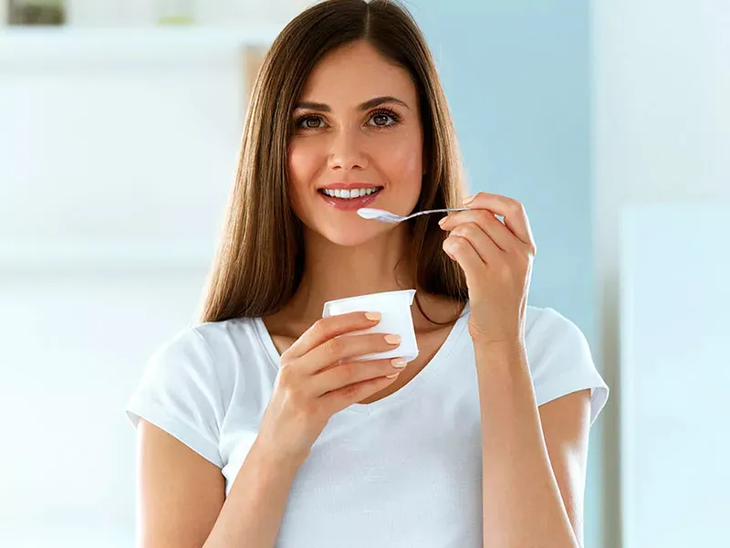 Ile trwa biała dieta po wybielaniu zębów? Oto co musisz wiedzieć