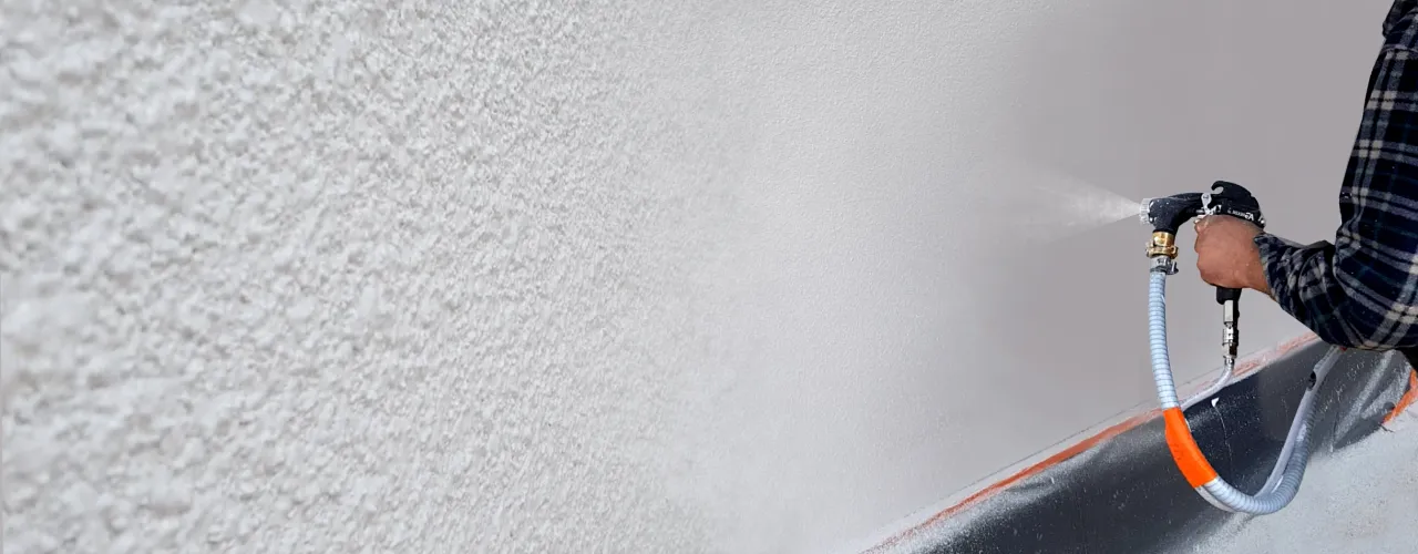 Jak się kładzie tynk akrylowy - uniknij najczęstszych błędów w aplikacji