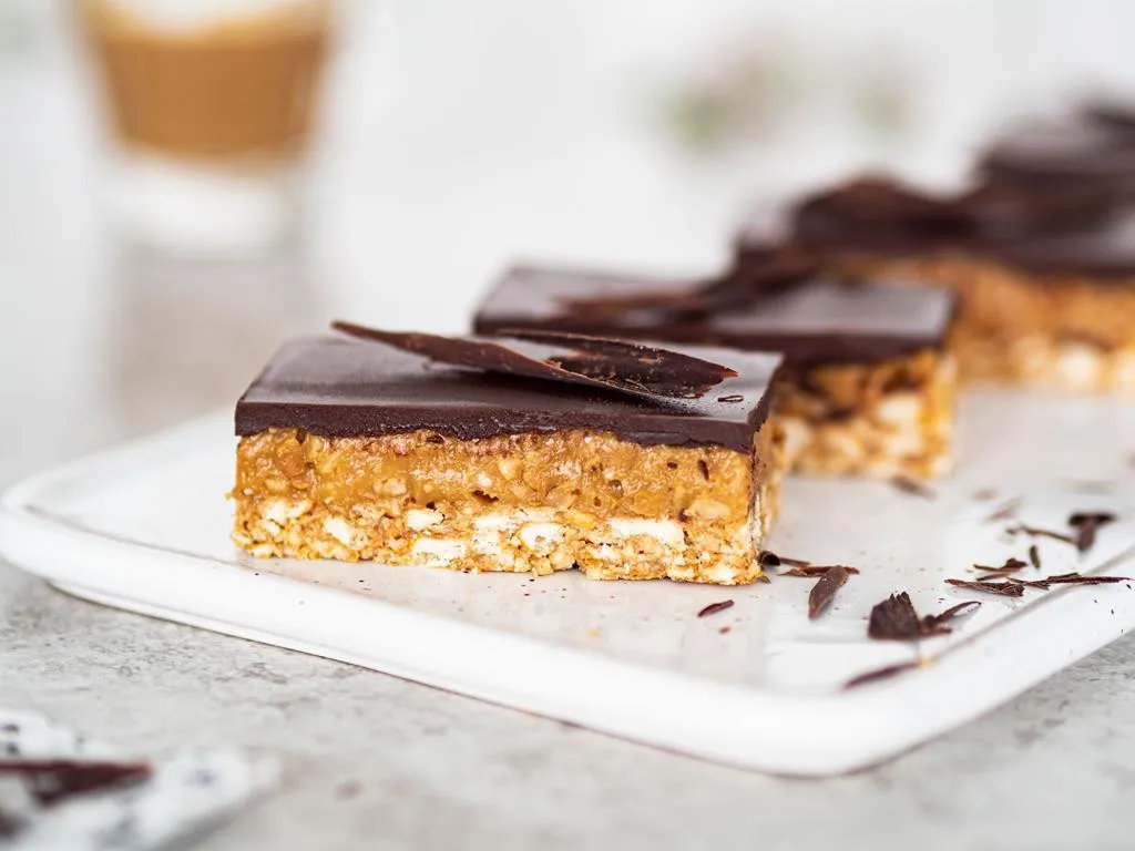 Pyszne ciasto z masą krówkową – łatwy przepis na wyjątkowy deser