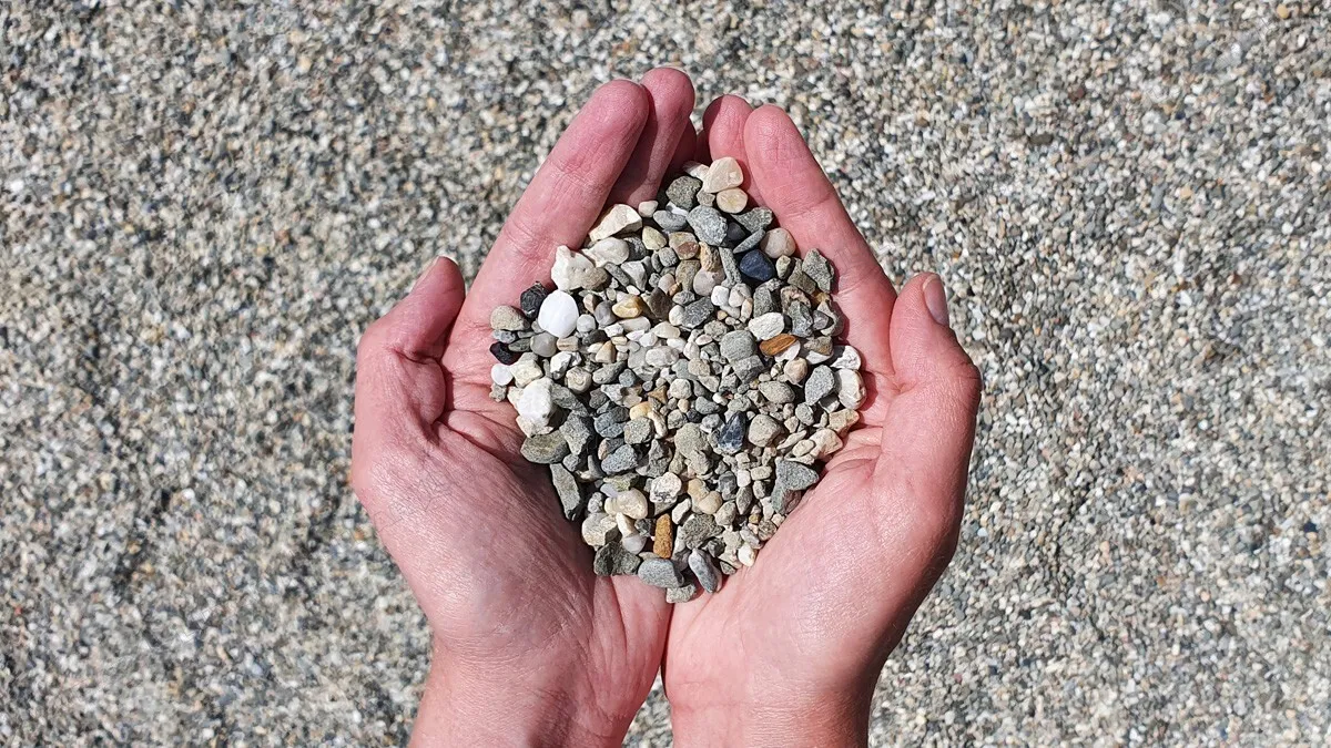 Ile kosztuje żwir płukany? Sprawdź ceny, oszczędności i najlepsze oferty!