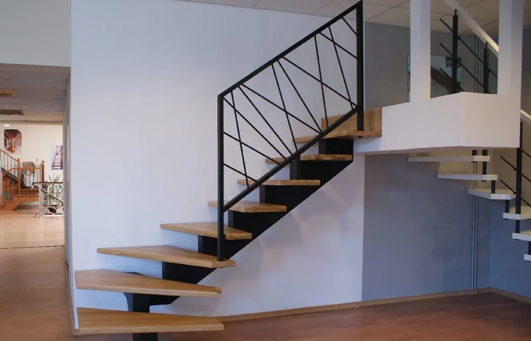 Drewniane czy metalowe schody? Unikaj kosztownych błędów przed wyborem